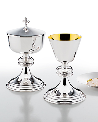 cambridge chalice, paten and ciborium